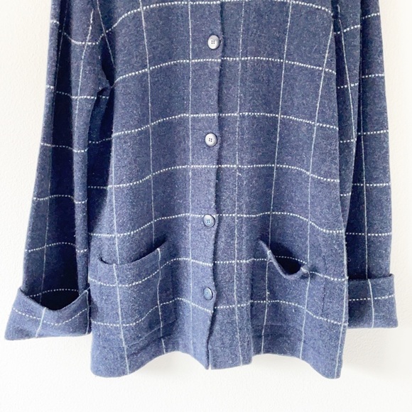 100% Lambswool Cardigan - Picture 10 of 12